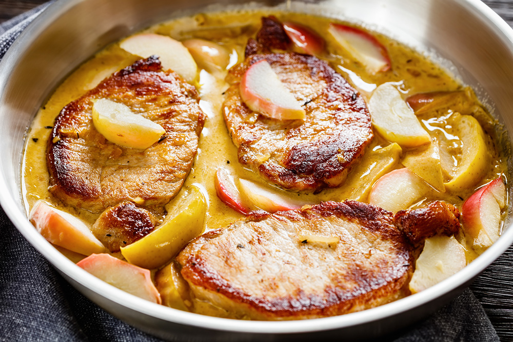 pork chops with apple compote