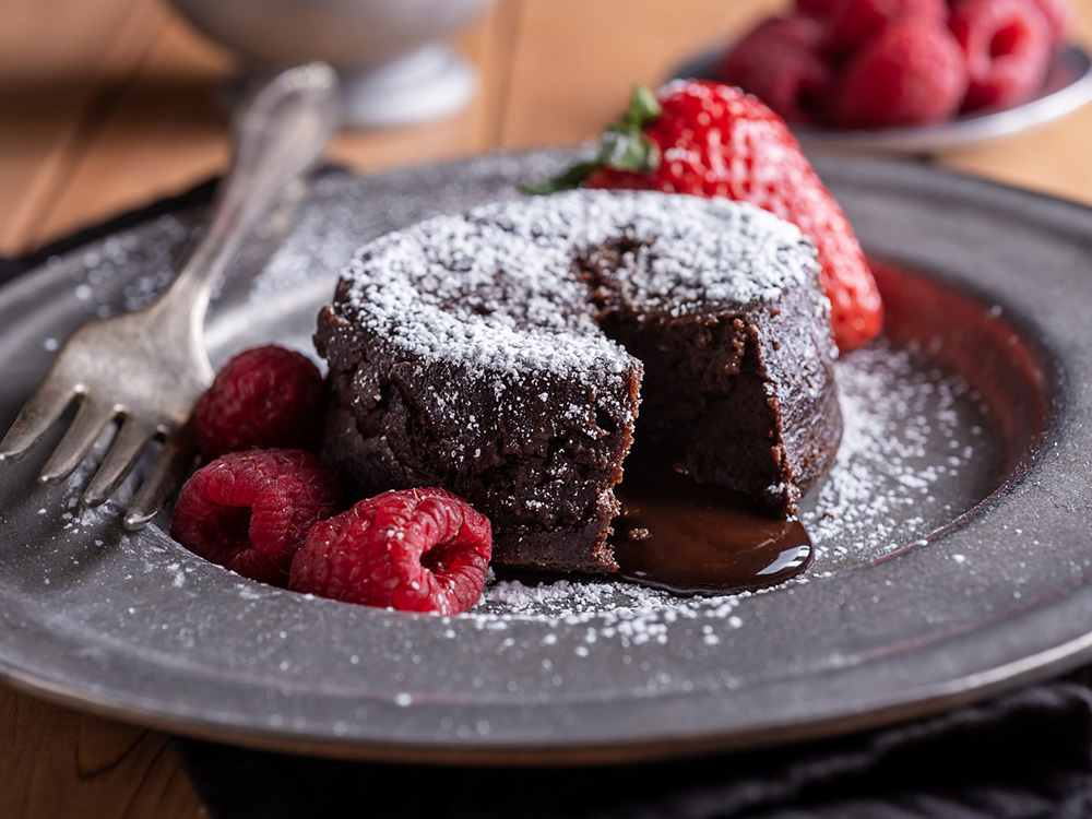 chocolate cake with berries